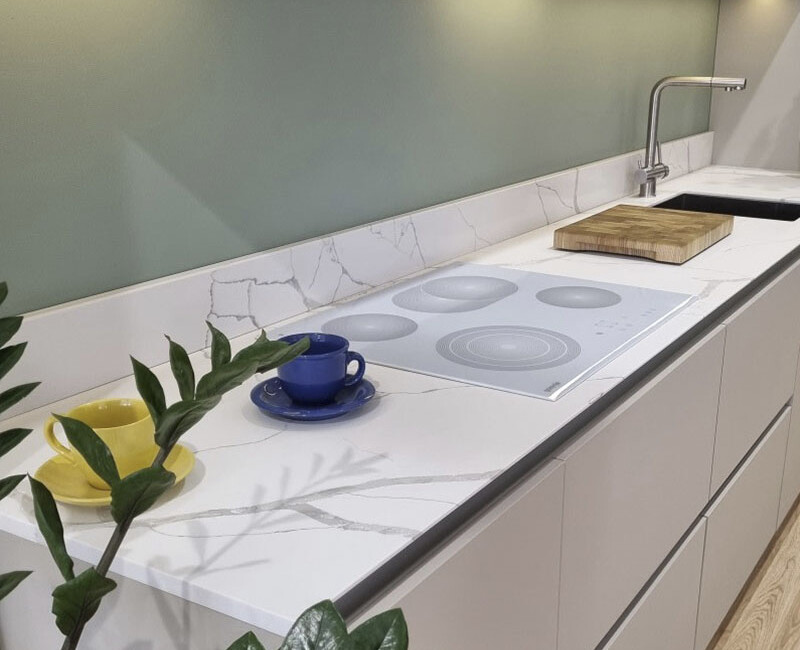 Штучний кварцовий камінь Avant Quartz 7400 Калакатта Дофіне — фото 3 — MAS — Modern Acrylic Stone