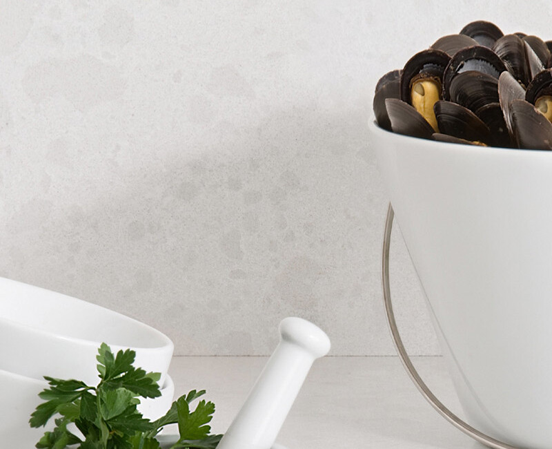 Искусственный кварцевый камень Caesarstone 4600 Organic White — фото 2 — MAS — Modern Acrylic Stone