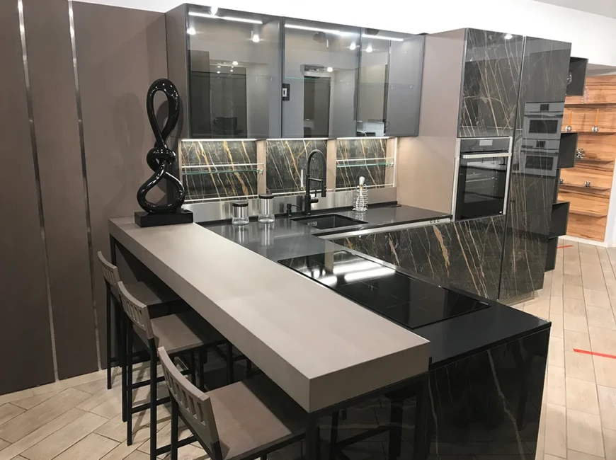 Штучний кварцовий камінь Technistone Granite Taurus Black — фото 8 — MAS — Modern Acrylic Stone