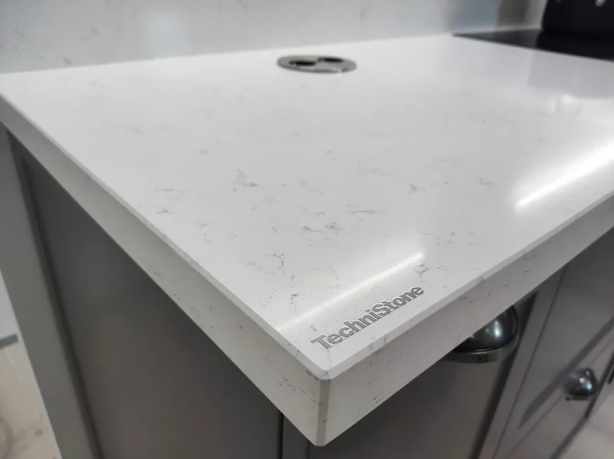 Штучний кварцовий камінь Technistone Noble Areti Bianco — фото 13 — MAS — Modern Acrylic Stone
