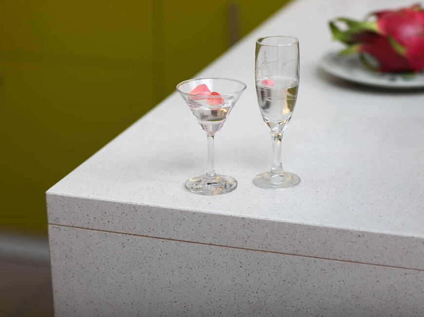 Искусственный кварцевый камень Vicostone BQ1080 Crystal Ice — фото 4 — MAS — Modern Acrylic Stone
