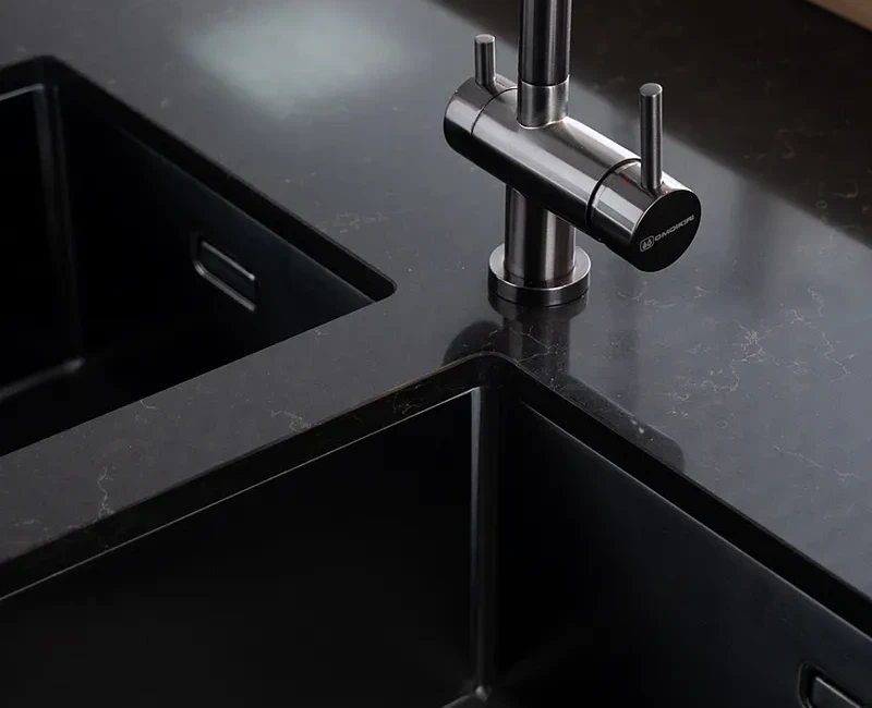 Искусственный кварцевый камень Vicostone BQ8812 Java Noir — фото 4 — MAS — Modern Acrylic Stone