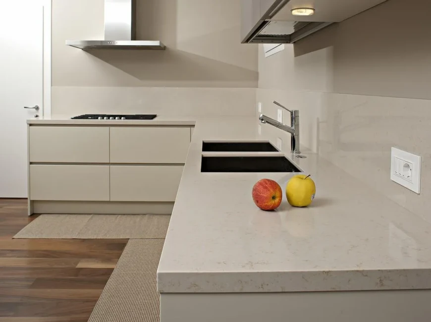 Штучний кварцовий камінь Quartzforms Veined Creme 910 — фото 4 — MAS — Modern Acrylic Stone