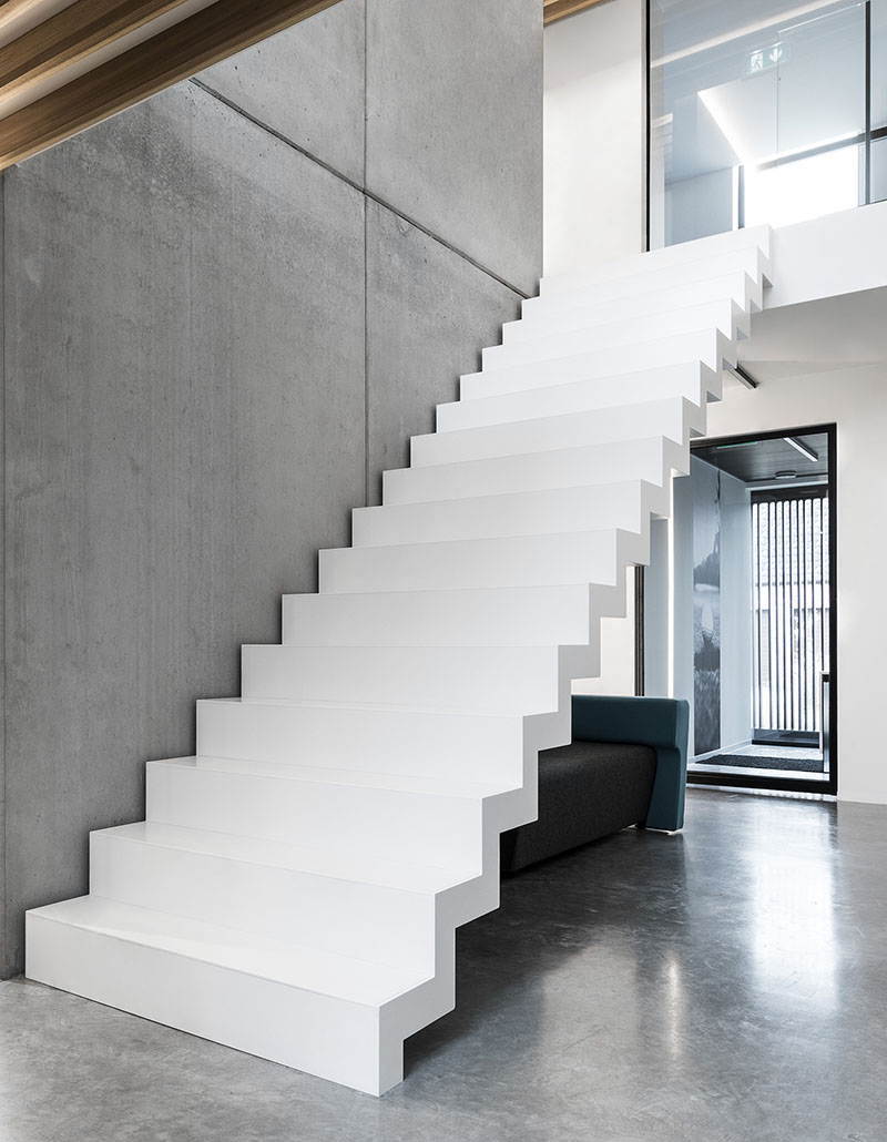 Акрилові білі сходи для будинку – Modern Acrylic Stone