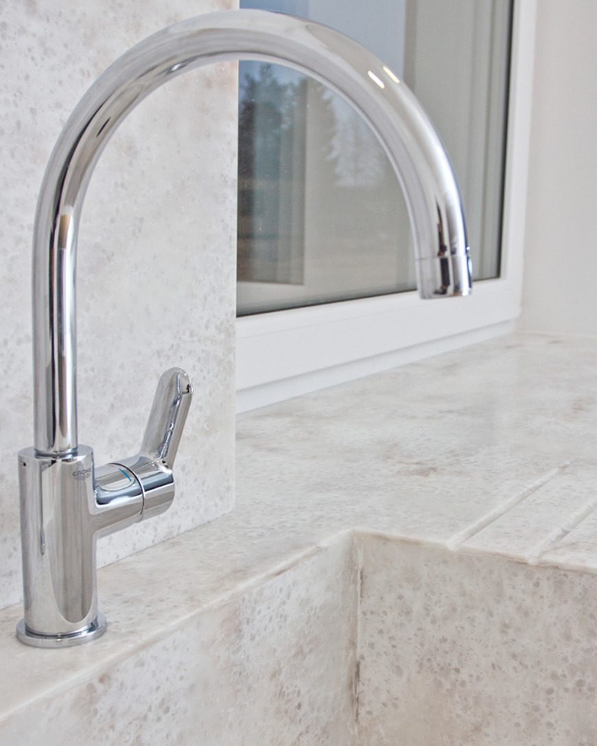 Підвіконня з акрилового каменю Corian – Modern Acrylic Stone