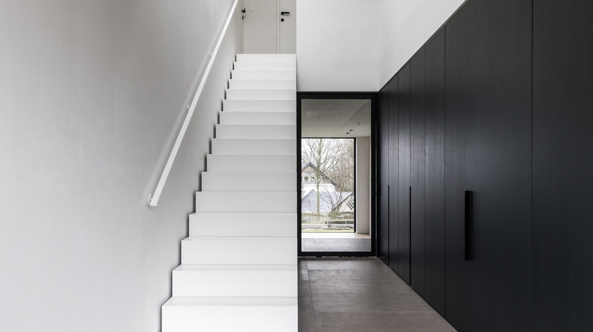 Сходинки з акрилового каменю — MAS — Modern Acrylic Stone