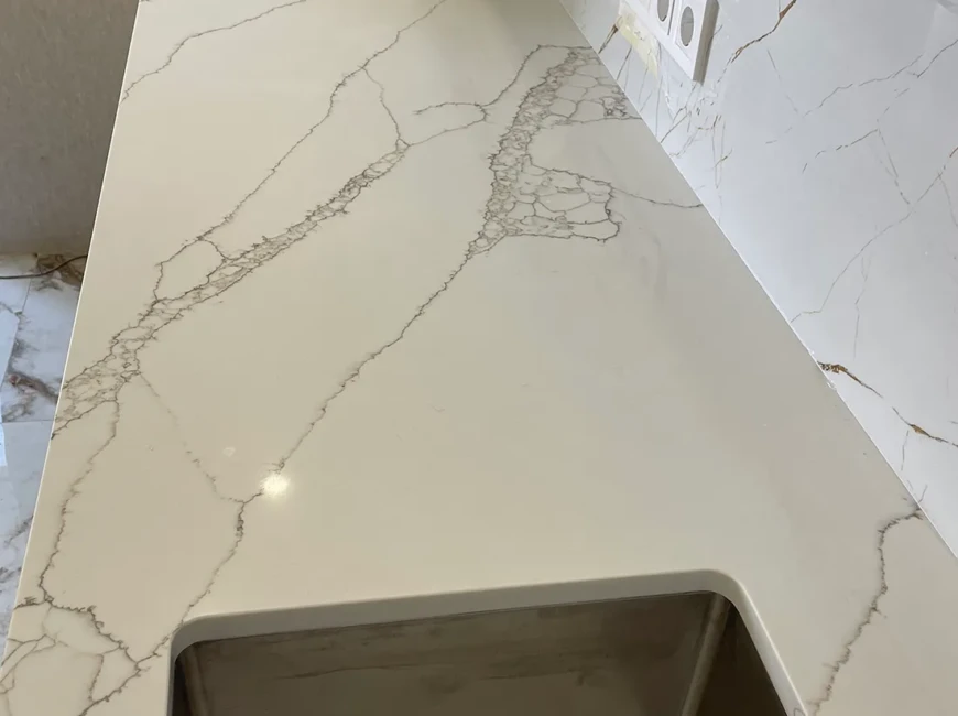 Искусственный кварцевый камень Avant Quartz 7470 Калакатта Беарн — фото 4 — MAS — Modern Acrylic Stone