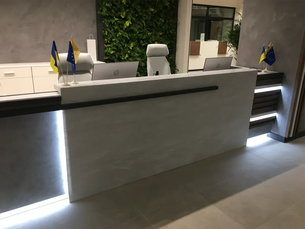 Ресепшн для банку з акрилового каменю Grandex M-718 Neptun Trident A — фото 4 — MAS — Modern Acrylic Stone