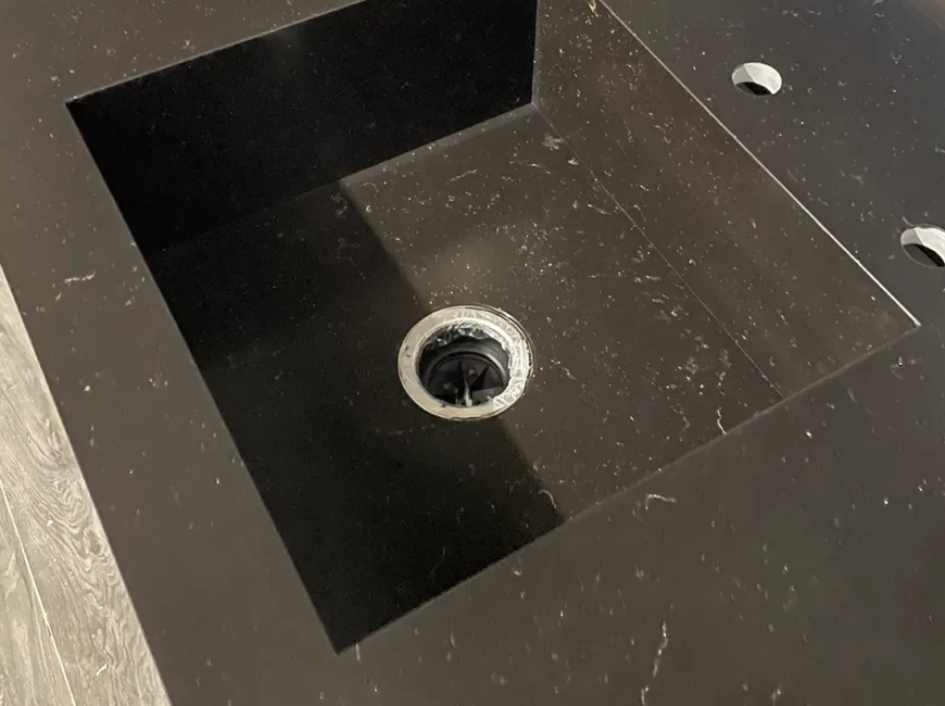 Штучний кварцовий камінь Atem Noir Marron — фото 2 — MAS — Modern Acrylic Stone