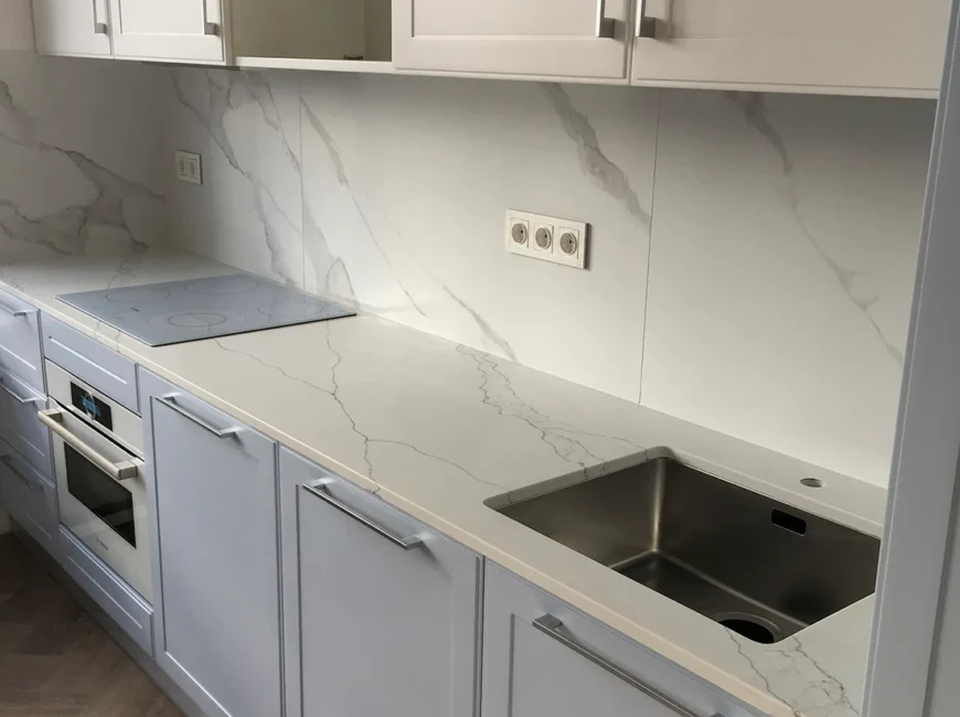 Стільниця з кварцового каменю Avant Quartz 7000 Калакатта Ено — фото 1 — MAS — Modern Acrylic Stone