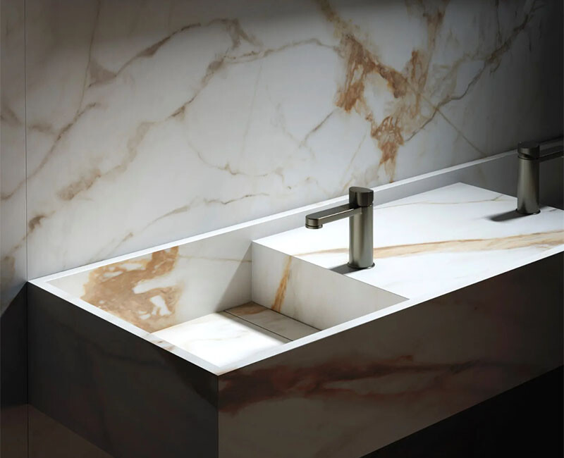 Широкоформатна керамогранітна плита Xtone Calacatta Gold — фото 3 — MAS — Modern Acrylic Stone
