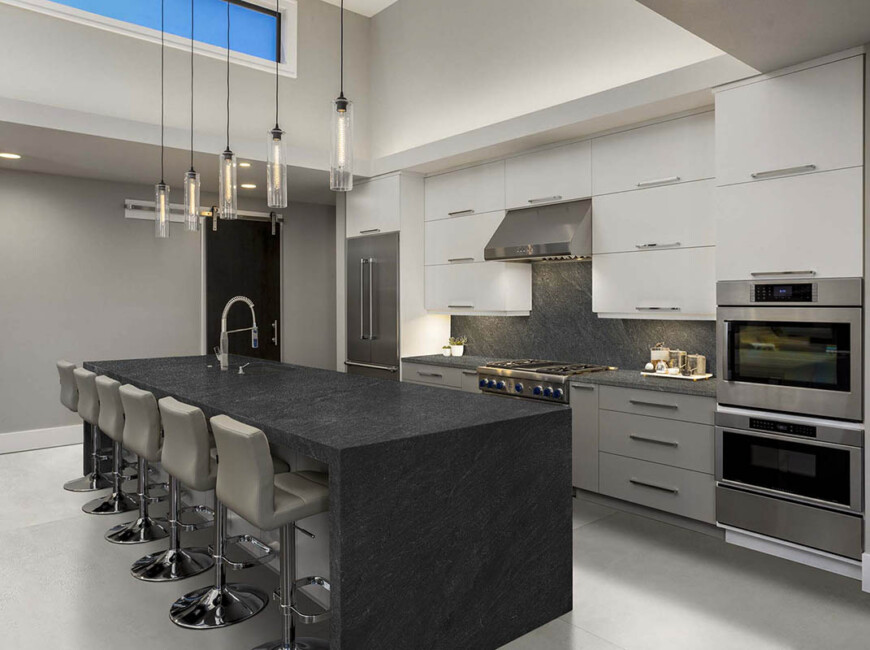 Широкоформатная керамогранитная плита Laminam In-Side Pietra di Cardoso Nero — фото 5 — MAS — Modern Acrylic Stone