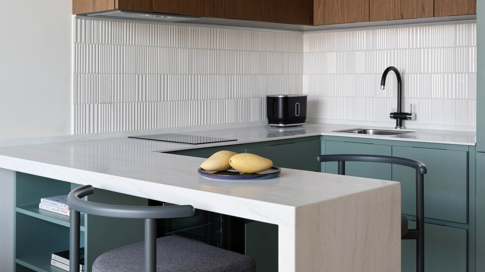 Барна стійка з акрилового каменю — MAS — Modern Acrylic Stone