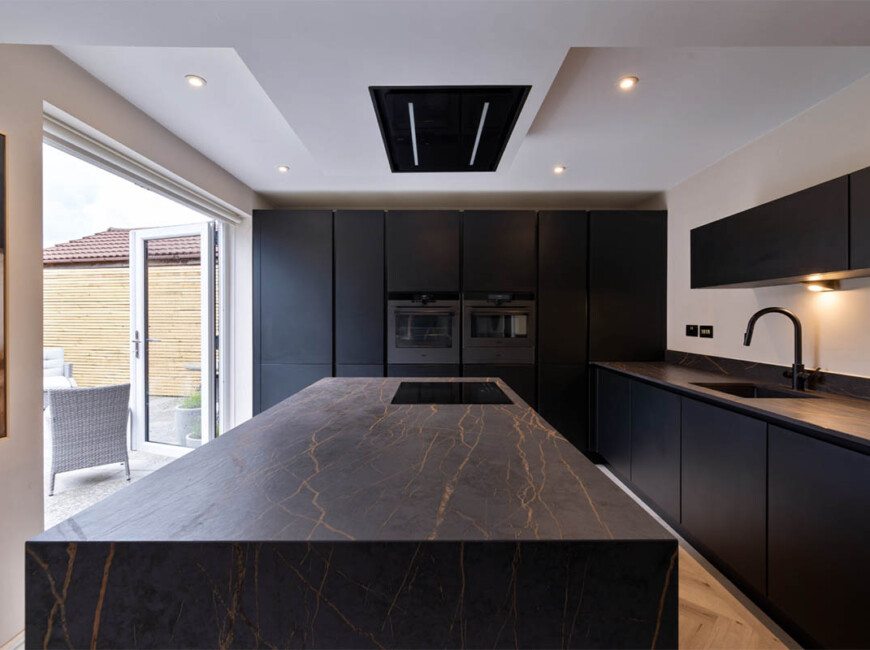 Широкоформатна керамогранітна плита Dekton Laurent — фото 3 — MAS — Modern Acrylic Stone