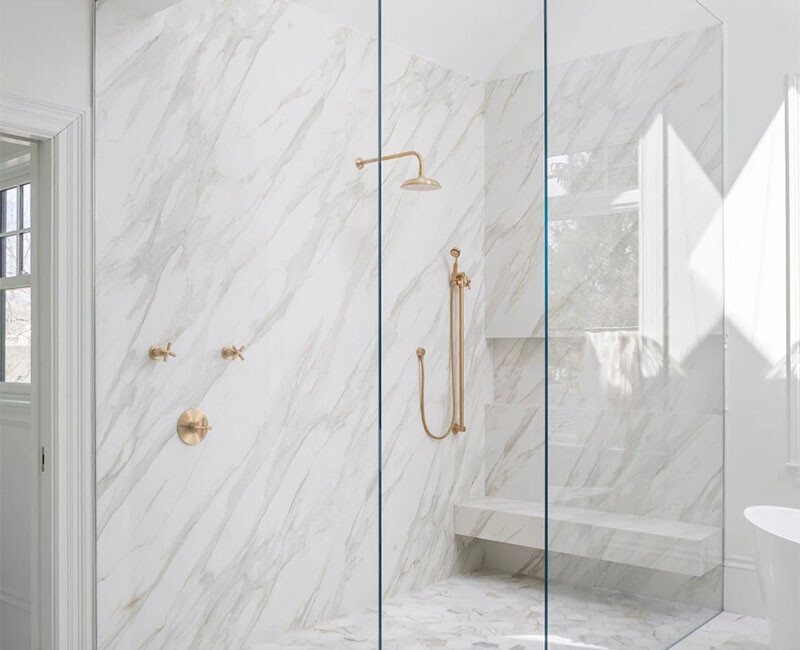 Широкоформатная керамогранитная плита Neolith Calacatta Gold CG01/CG01R — фото 7 — MAS — Modern Acrylic Stone