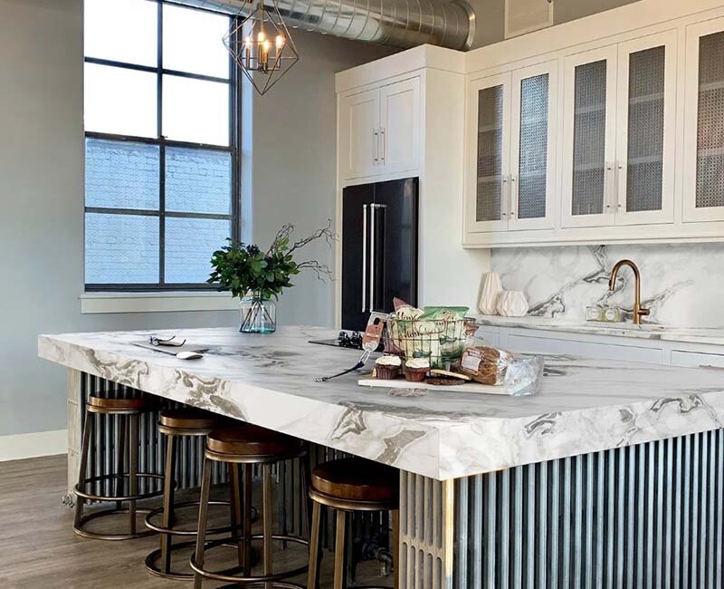 Широкоформатна керамогранітна плита Neolith Classtone Whitehaven WH01/WH01R — фото 3 — MAS — Modern Acrylic Stone