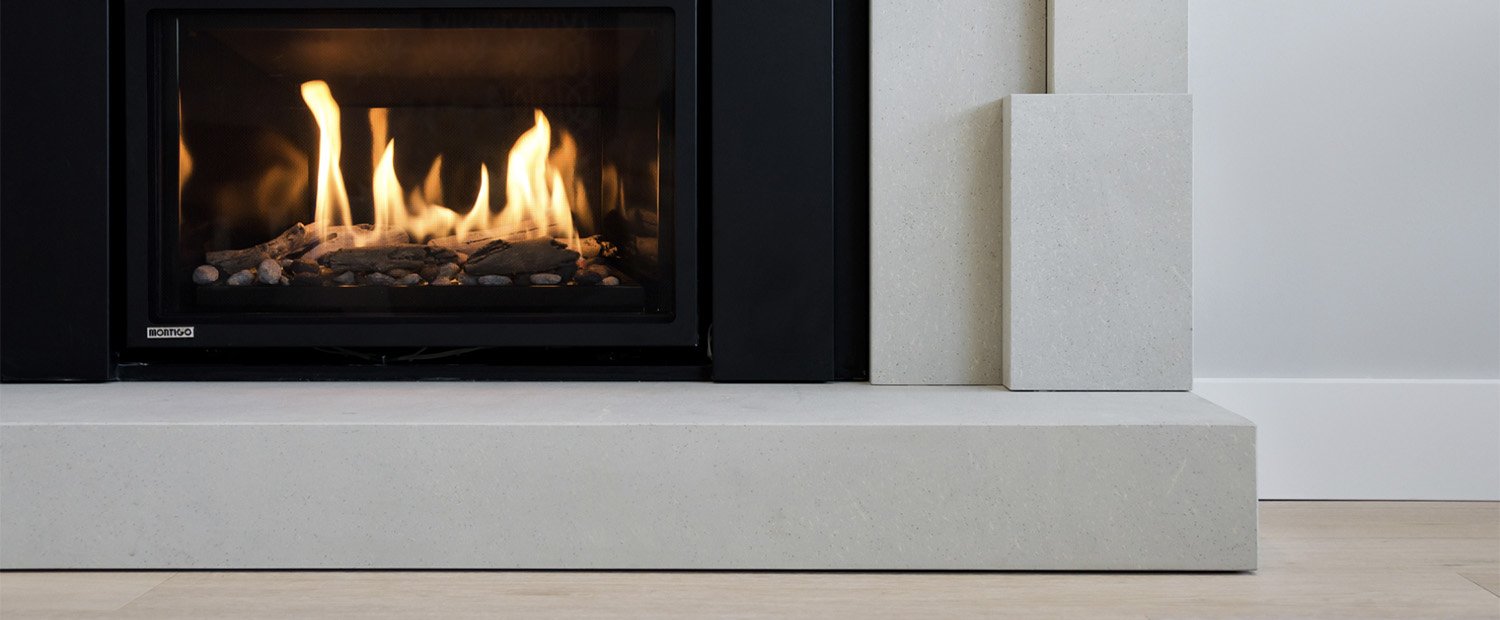 Облицювання каміну штучним каменем — MAS — Modern Acrylic Stone