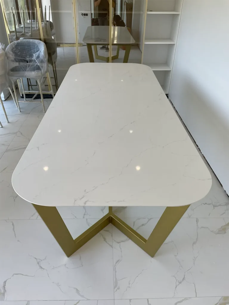 Стільниця для столу з кварцу Atem Venatino White 1117 — фото 3 — MAS — Modern Acrylic Stone
