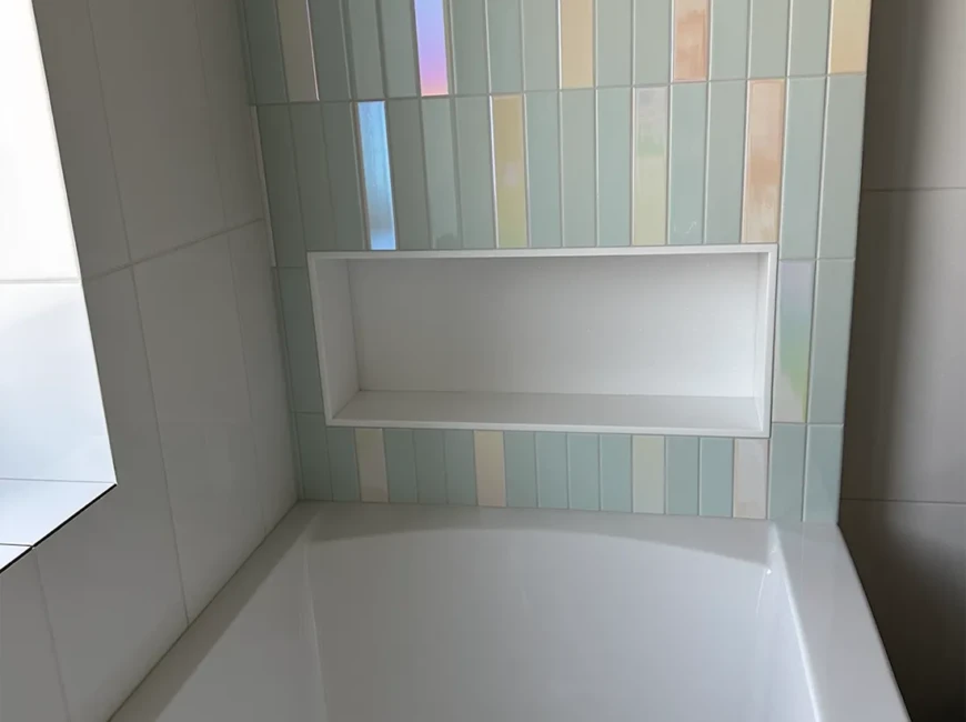 Ниши для ванной комнаты из акрилового камня Hanex T-021 Pure Arctic — фото 2 — MAS — Modern Acrylic Stone
