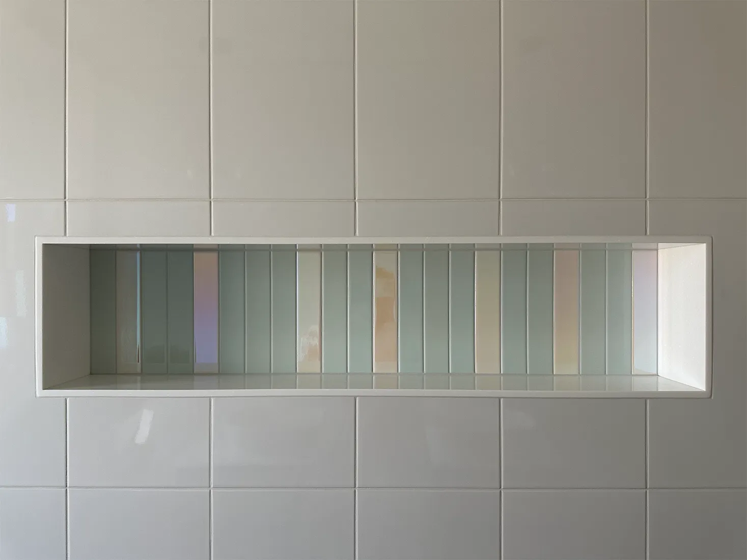 Ниши для ванной комнаты из акрилового камня Hanex T-021 Pure Arctic — фото 5 — MAS — Modern Acrylic Stone