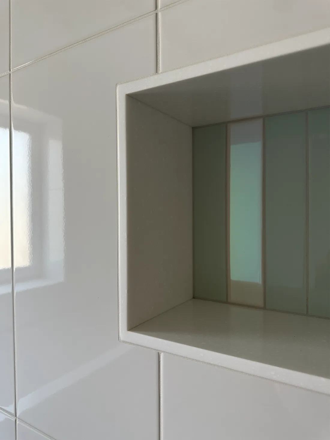 Ниши для ванной комнаты из акрилового камня Hanex T-021 Pure Arctic — фото 6 — MAS — Modern Acrylic Stone