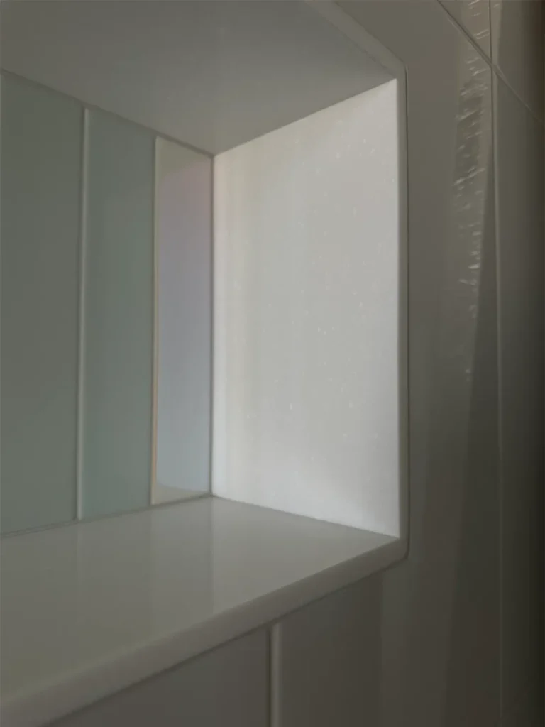Ніши для ванної кімнати з акрилового каменю Hanex T-021 Pure Arctic — фото 7 — MAS — Modern Acrylic Stone