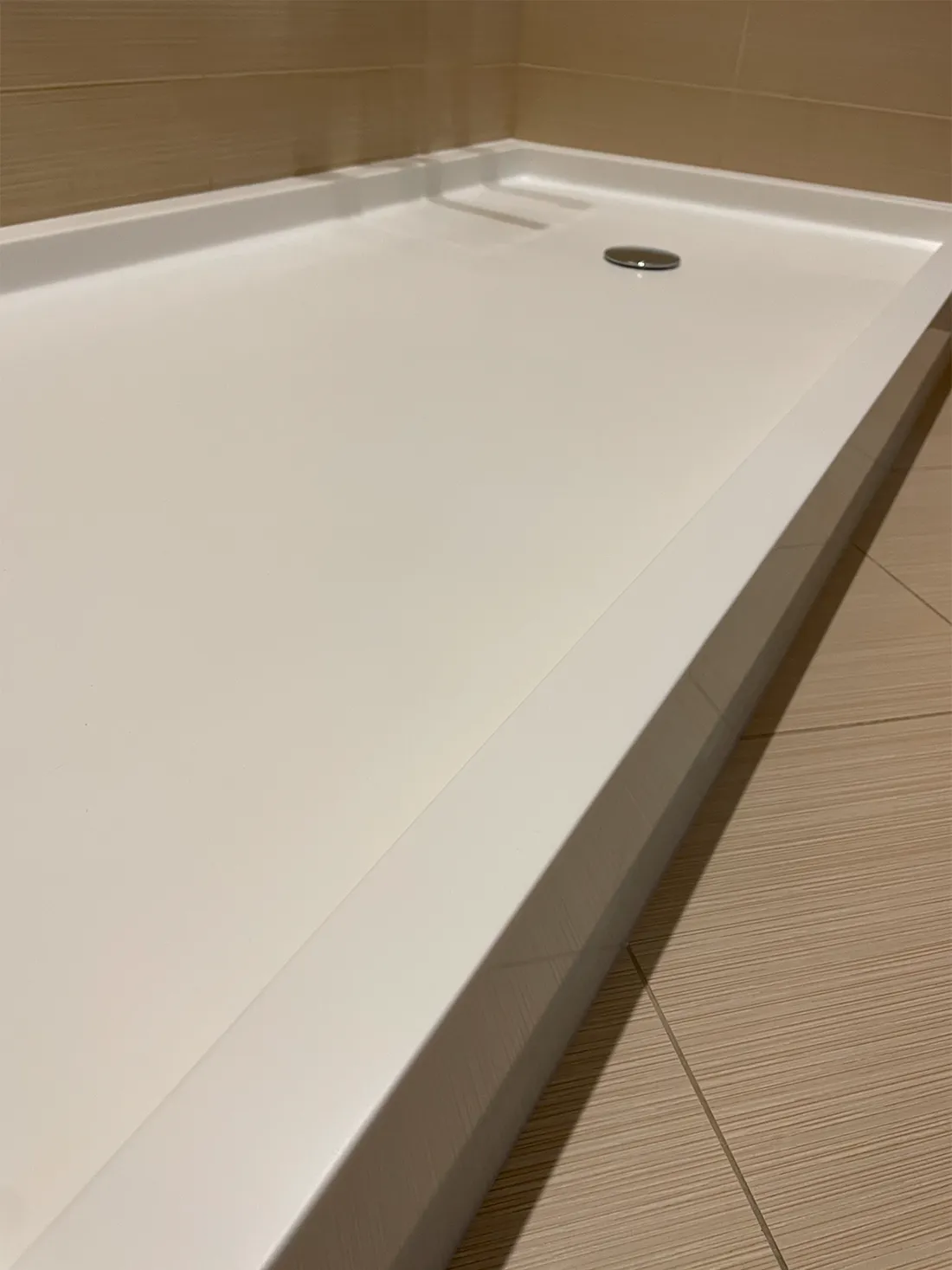 Піддон для душу з акрилового каменю Grandex P-104 Pure White — фото 4 — MAS — Modern Acrylic Stone
