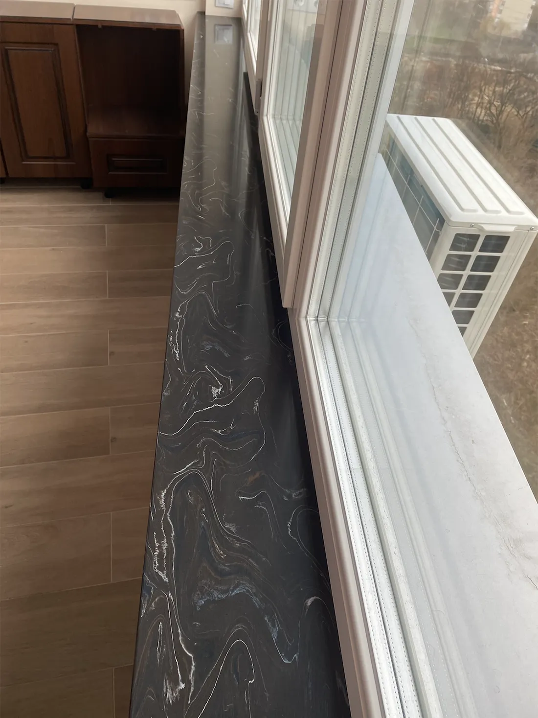 Підвіконня з акрилового каменю Grandex M-708 Deep Water В — фото 1 — MAS — Modern Acrylic Stone