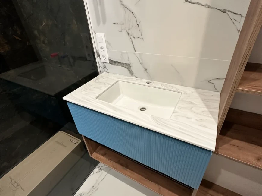 Стільниця в санвузол з акрилового каменю Grandex M-720 Carrara Lunar A — фото 5 — MAS — Modern Acrylic Stone
