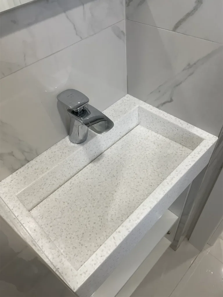 Умывальник из акрилового камня Grandex J-504 Cut Diamond — фото 2 — MAS — Modern Acrylic Stone