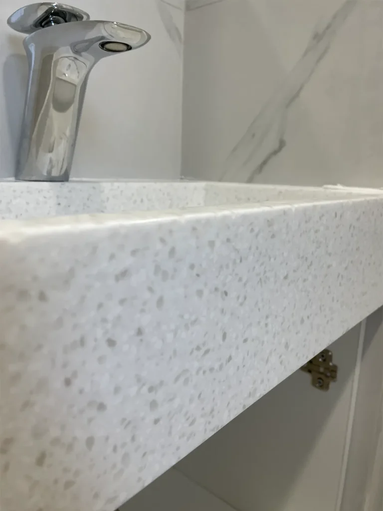 Умывальник из акрилового камня Grandex J-504 Cut Diamond — фото 3 — MAS — Modern Acrylic Stone