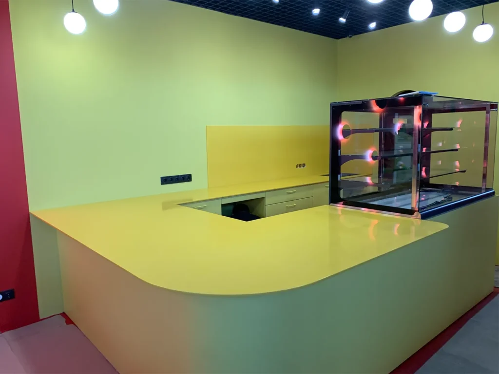 Стільниця для барної стійки та фартух з акрилового каменю Grandex P-198 Mango — фото 6 — MAS — Modern Acrylic Stone