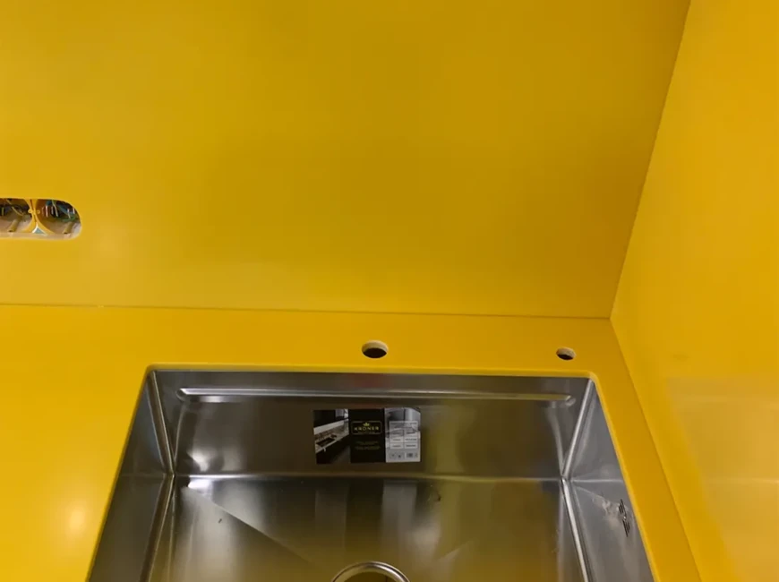 Столешница для барной стойки и фартук из акрилового камня Grandex P-198 Mango — фото 4 — MAS — Modern Acrylic Stone