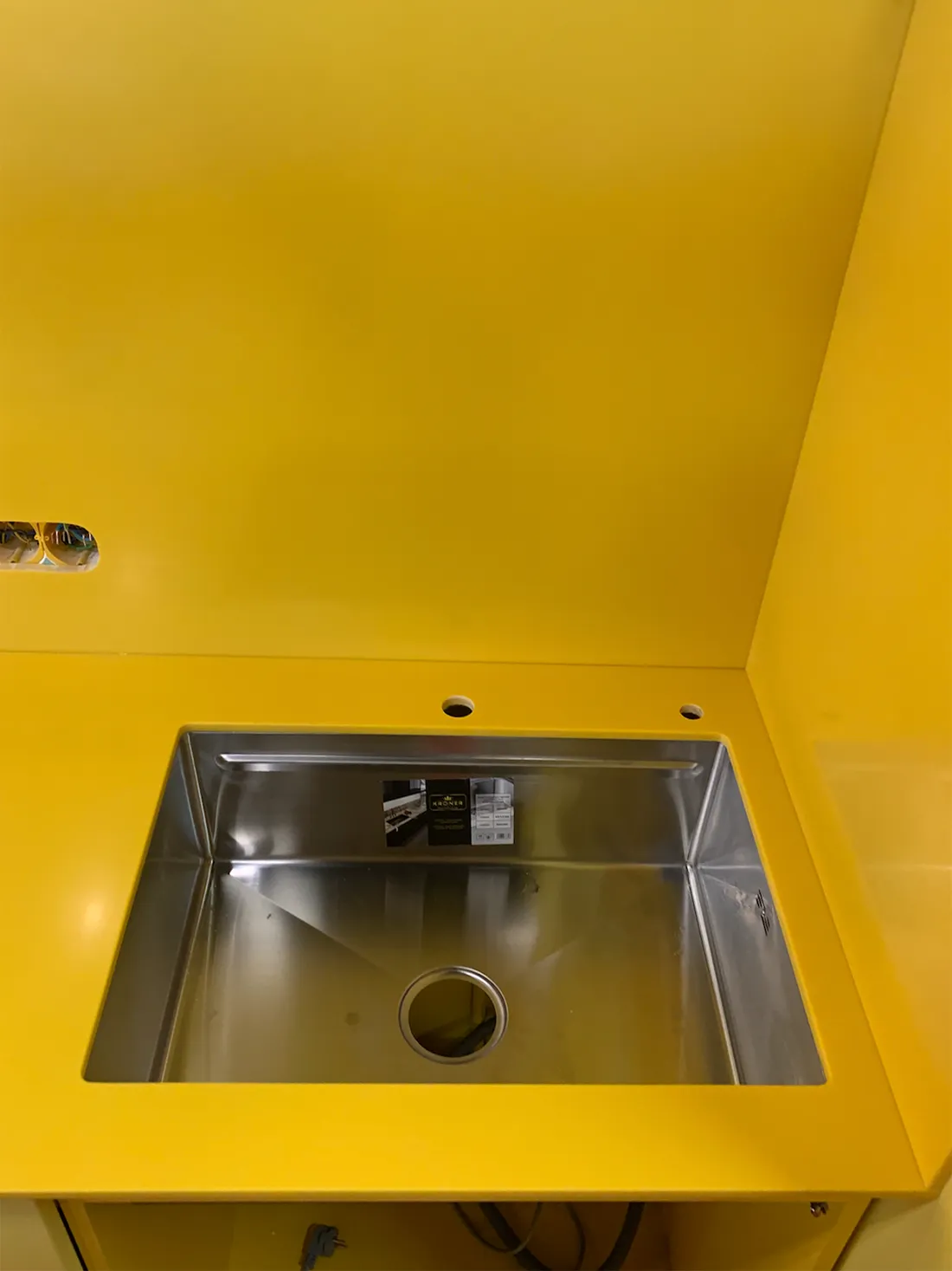 Столешница для барной стойки и фартук из акрилового камня Grandex P-198 Mango — фото 4 — MAS — Modern Acrylic Stone