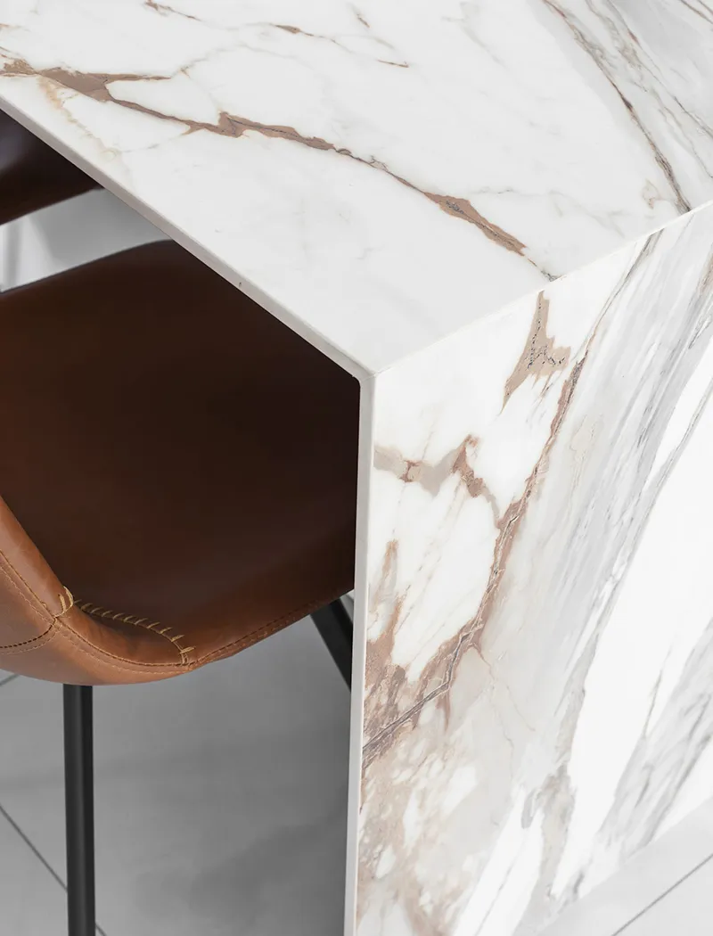 Барна стійка Ascale Macchia Vecchia Gold — MAS — Modern Acrylic Stone
