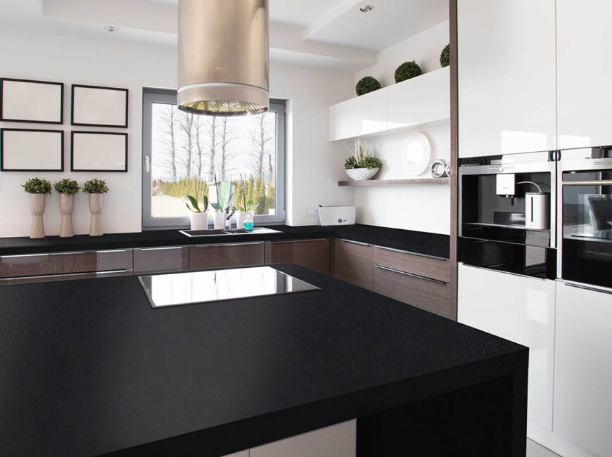 Широкоформатна керамогранітна плита Keralini Aurora Black — фото 5 — MAS — Modern Acrylic Stone