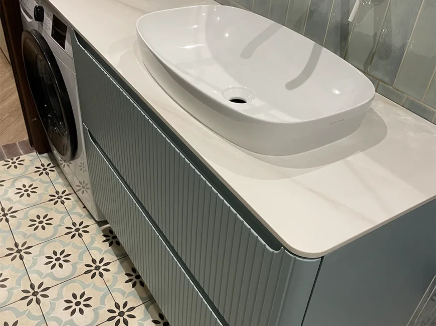 Столешница из широкоформатного керамогранита Keralini Lasa White — фото 1 — MAS — Modern Acrylic Stone