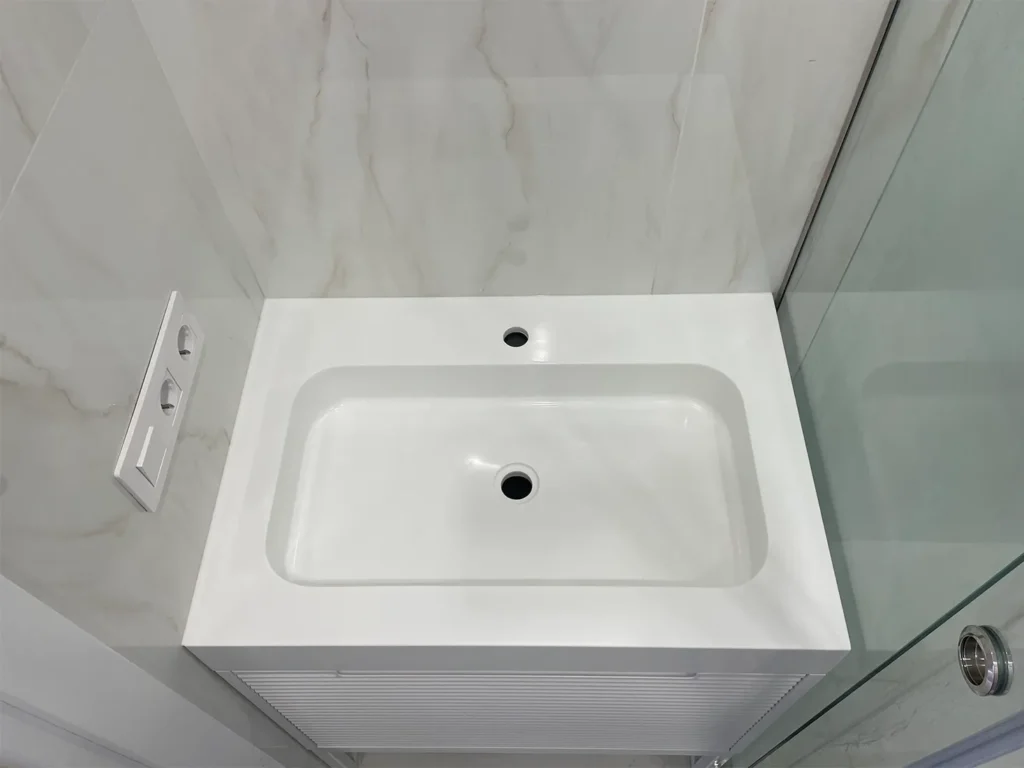 Столешница с раковиной из акрила Grandex P-104 Pure White — фото 4 — MAS — Modern Acrylic Stone