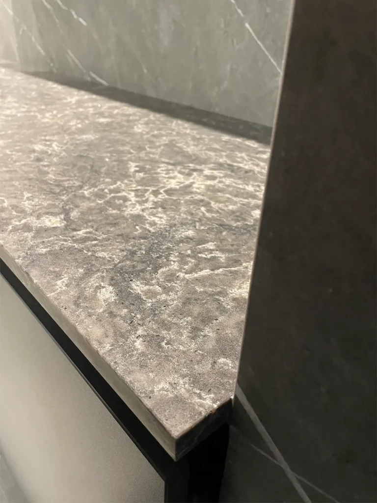 Прямая столешница из кварца Caesarstone 6003 Coastal Grey — фото 5 — MAS — Modern Acrylic Stone