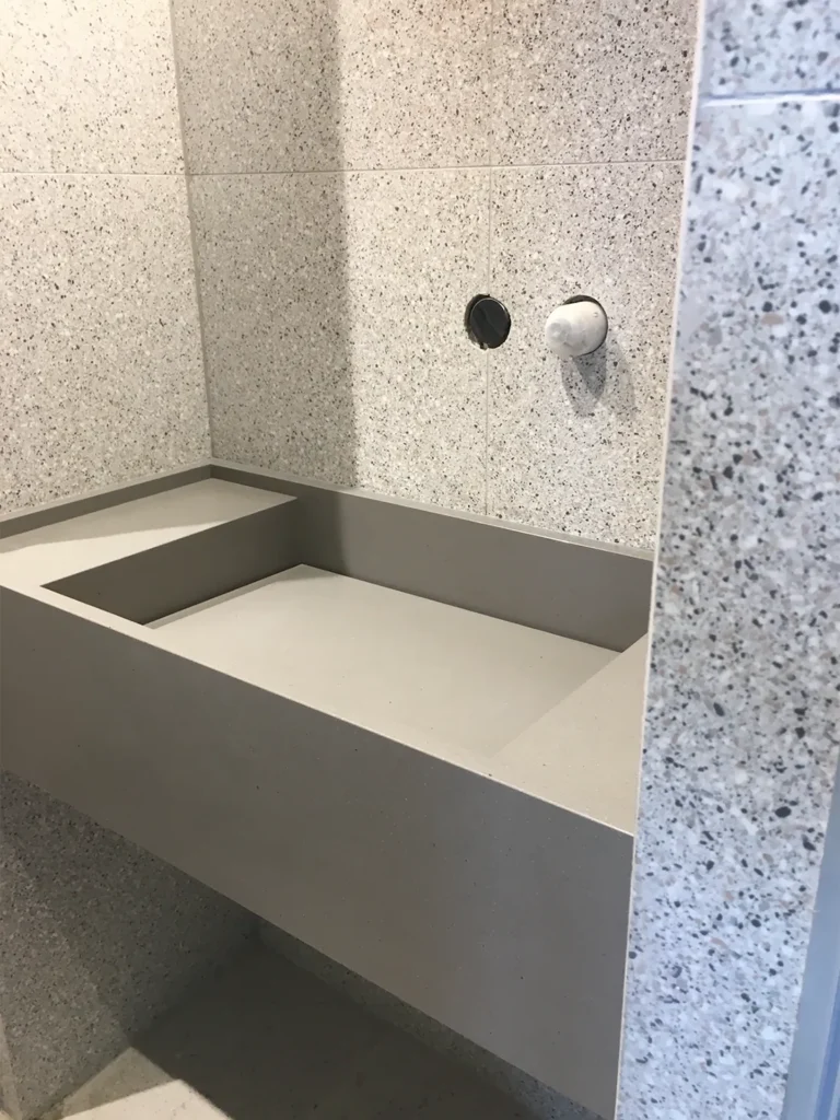 Умивальник з кварцового агломерату Caesarstone 4003 Sleek Concrete — фото 1 — MAS — Modern Acrylic Stone
