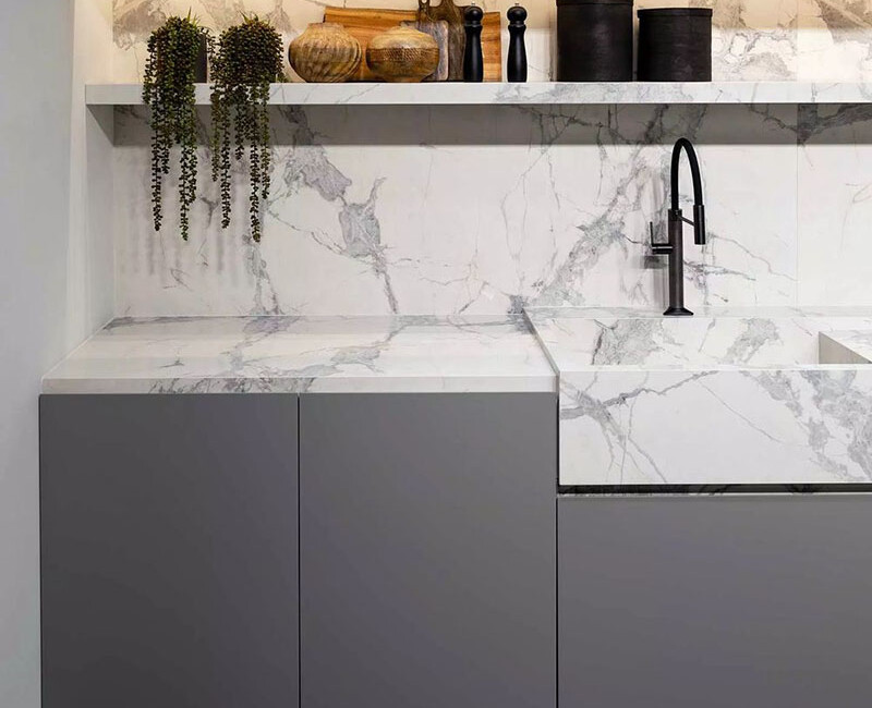 Широкоформатная керамогранитная плита Florim Marble White — фото 4 — MAS — Modern Acrylic Stone