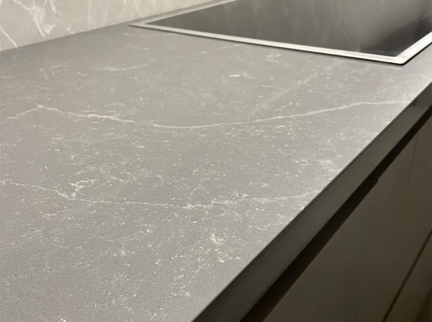 Кухонная столешница из кварца Atem Statuario Grey 1105 — фото 3 — MAS — Modern Acrylic Stone