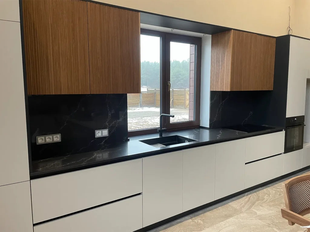 Стільниця та фартух з кварцового агломерату Atem Calacatta Elegance 1119 — фото 1 — MAS — Modern Acrylic Stone