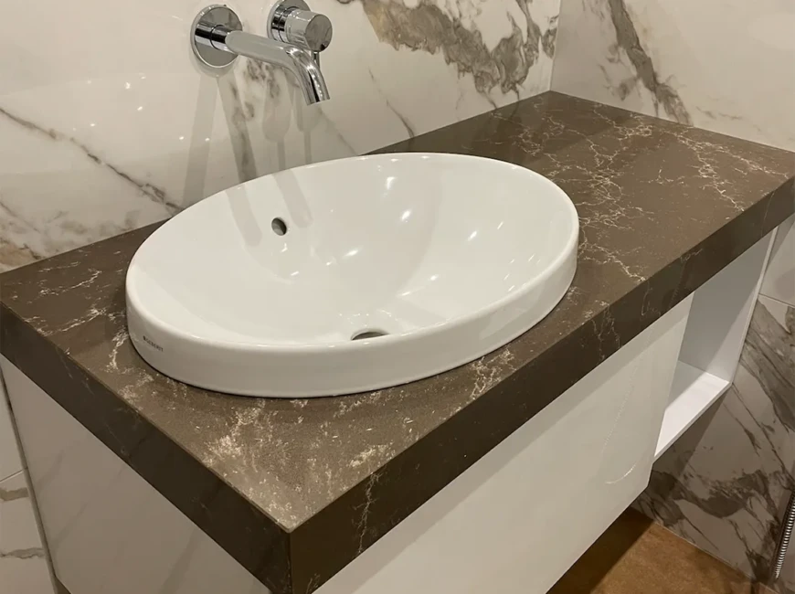 Стільниця в санвузол з кварцу Atem Pietra Marrone 0002 — фото 1 — MAS — Modern Acrylic Stone