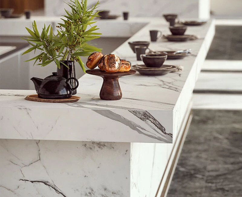 Широкоформатная керамогранитная плита Atlas Plan Statuario Supremo — фото 3 — MAS — Modern Acrylic Stone