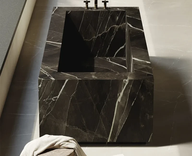 Широкоформатная керамогранитная плита Marazzi Grande Marble Look Calacatta Black — фото 4 — MAS — Modern Acrylic Stone