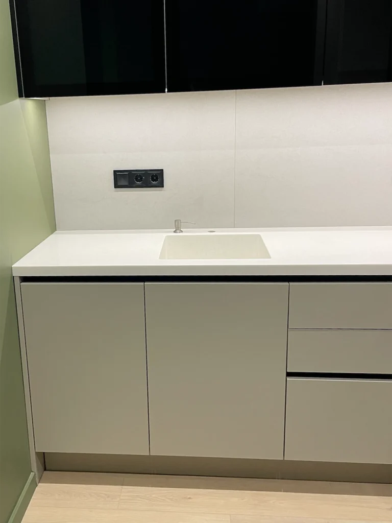 Кухонна стільниця з мийкою з акрилу Grandex S-204 Creamy Sand — фото 3 — MAS — Modern Acrylic Stone