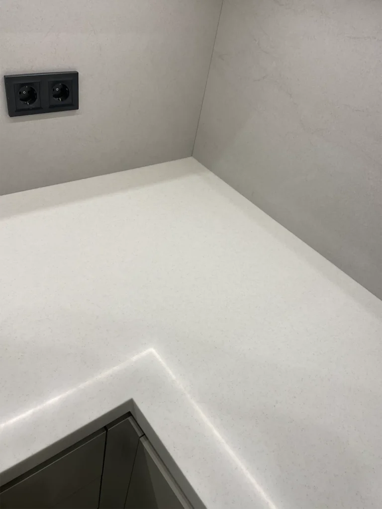 Кухонная столешница с мойкой из акрила Grandex S-204 Creamy Sand — фото 7 — MAS — Modern Acrylic Stone