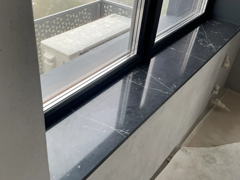 Підвіконня з кварцового агломерату Quartzforms Planet Pluto 2030 — фото 4 — MAS — Modern Acrylic Stone