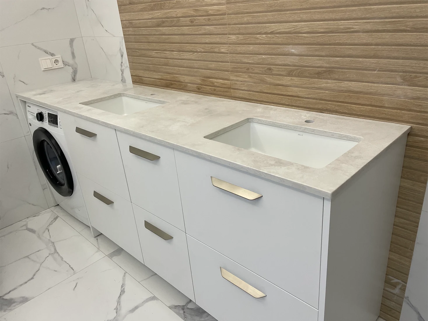 Стільниця у ванну кімнату з кварцу Avant Quartz 8100 Мулен — фото 3 — MAS — Modern Acrylic Stone